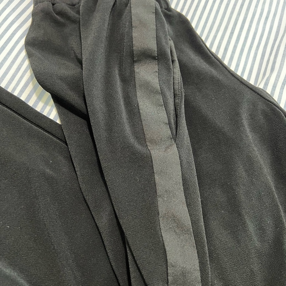 WAYF Joggers - Picture 3 of 3